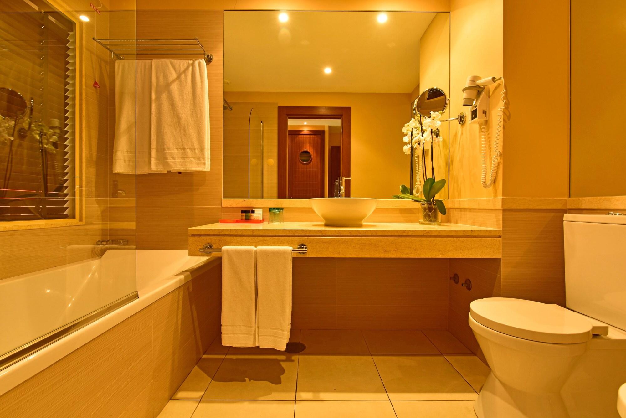 Hotel Pestana Premium & Porto Santo